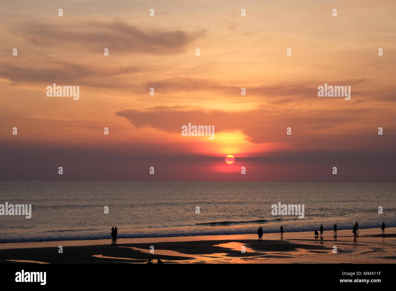 Bel tramonto a Semiyak Bali Foto Stock