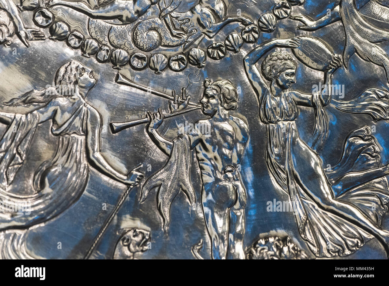 Londra. In Inghilterra. British Museum. Il Mildenhall grande piatto, aka Nettuno o Oceanus piatto, è il IV secolo d.c. Bacchic romano piatto d'argento, e è il Foto Stock