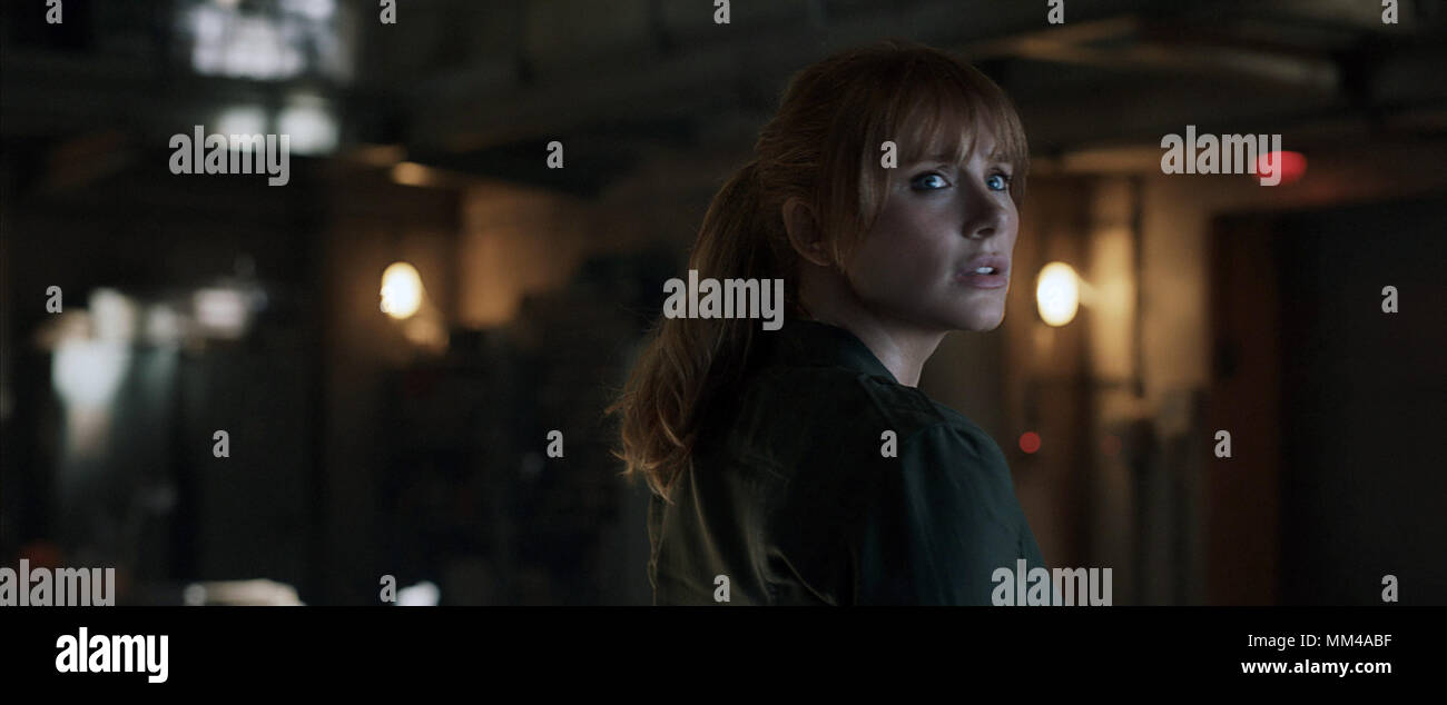 Mondo giurassico: caduto regno è un imminente American science fiction film di avventura diretto da J. A. Bayona. Il film è un sequel di mondo giurassico (2015) ed è il quinto episodio della Jurassic Park film della serie, così come la seconda parte di un progetto di mondo giurassico trilogia. Questa fotografia è per il solo uso editoriale ed è il copyright del film company e/o il fotografo assegnato dal film o società di produzione e può essere riprodotto solo da pubblicazioni in congiunzione con la promozione del film di cui sopra. Un credito per il film company è richiesto. La foto Foto Stock