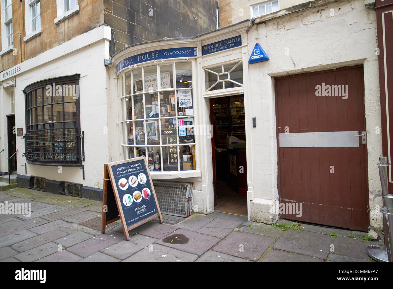 Havana Casa ex frederick tranters tabaccaio e negozio di gentiluomini Bath England Regno Unito Foto Stock