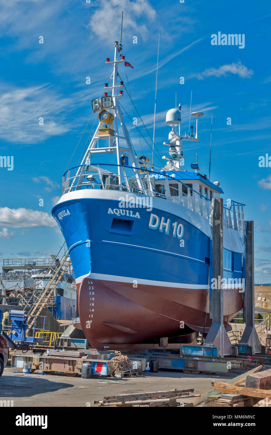 MACDUFF ABERDEENSHIRE SCOZIA CANTIERE O cantiere di costruzione di una nuova nave parte due Foto Stock