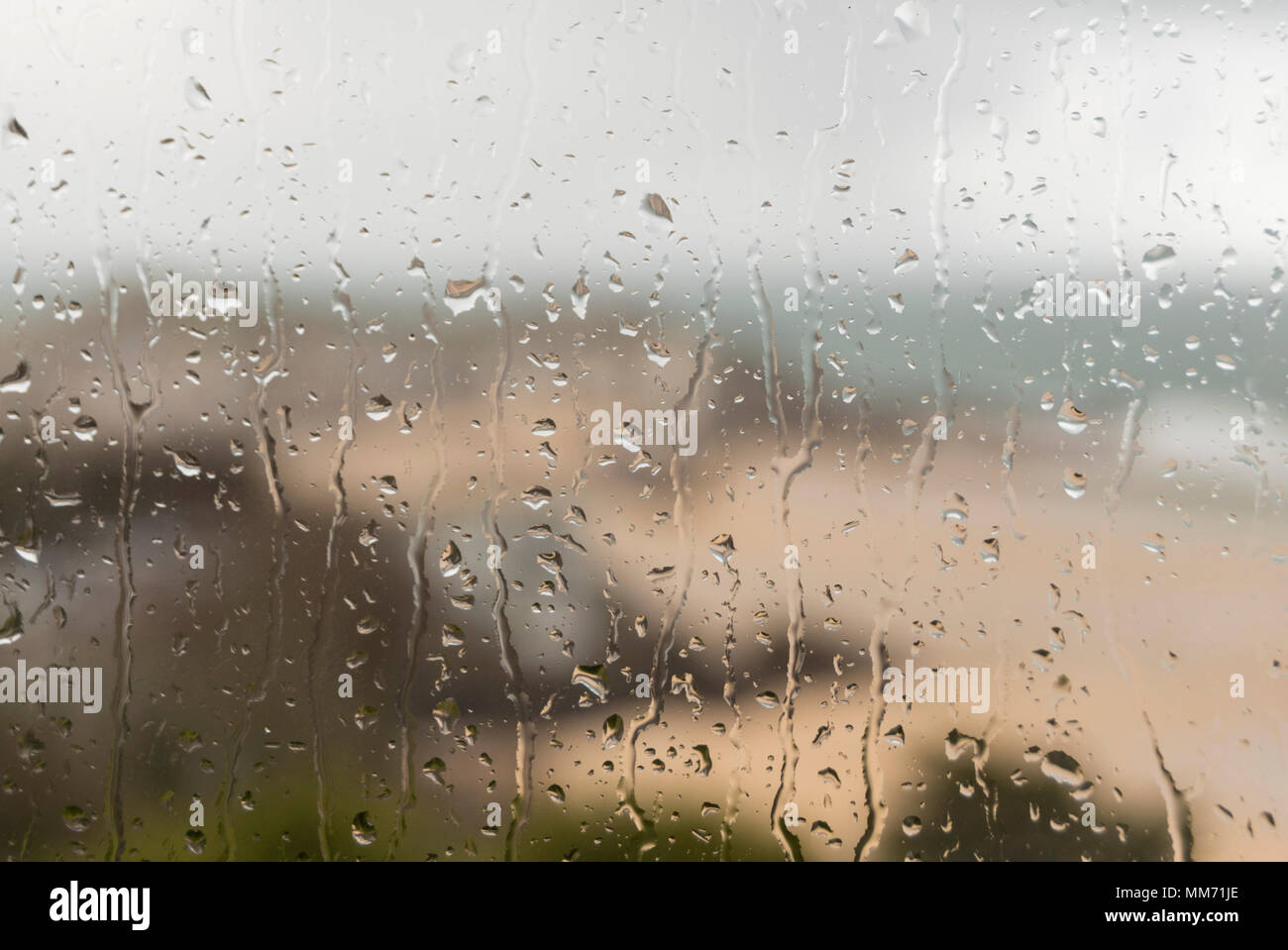 La pioggia sulla finestra, St Ives, Cornwall in inverno Foto Stock