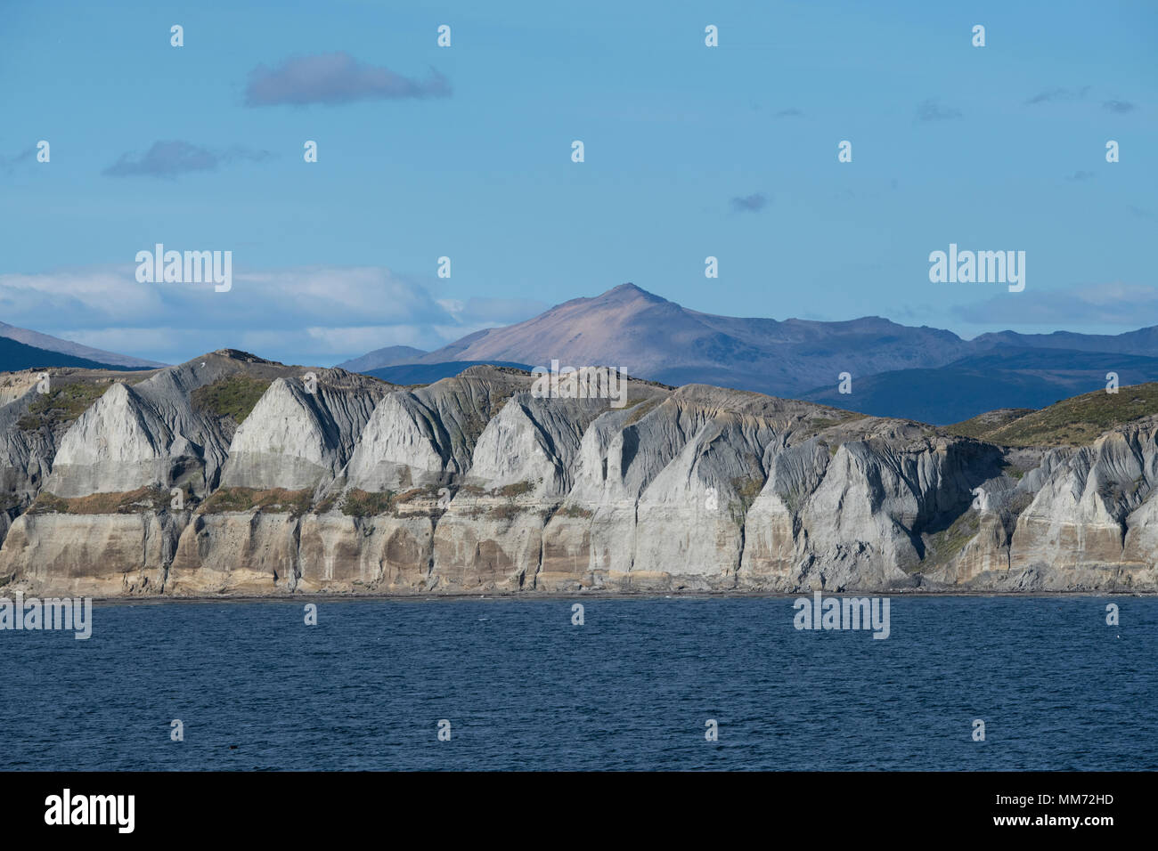 Sud America, il Canale di Beagle, 150 miglio lungo vie navigabili di agire come il confine tra Cile e Argentina in Tierra del Fuego arcipelago. Foto Stock