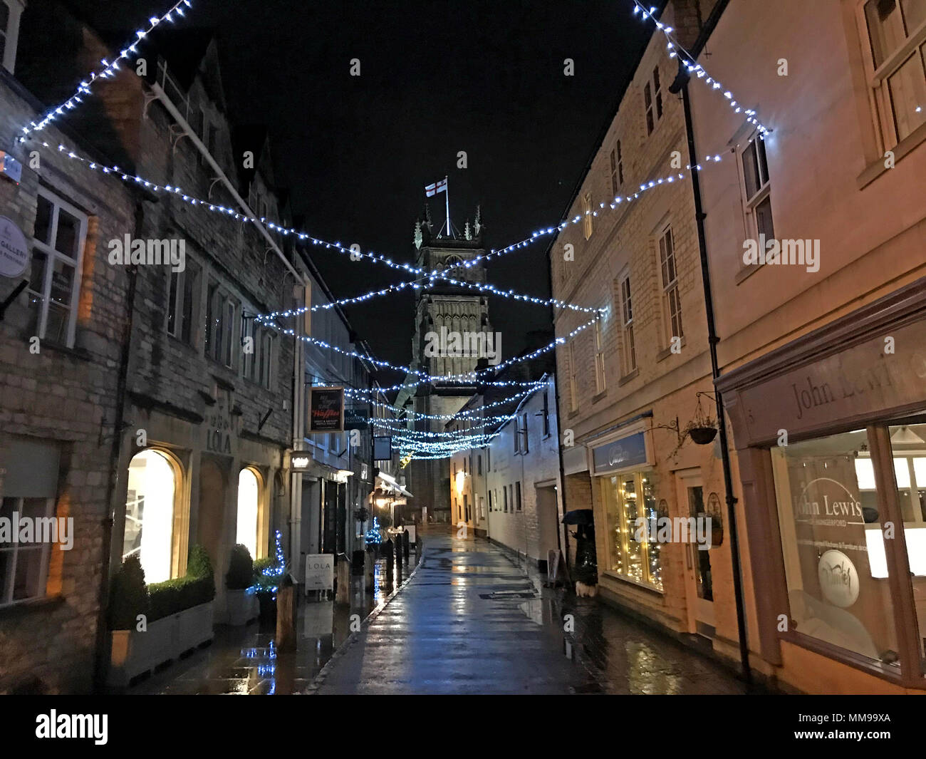 Cirencester mercato centro città di notte, Cotswolds, England, Regno Unito Foto Stock