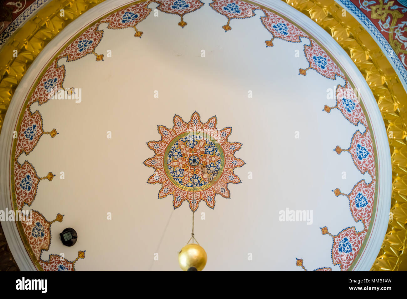 Vista del soffitto della sala di circoncisione presso il Palazzo di Topkapi, il museo grande destinazione,a Istanbul, Turchia. Foto Stock
