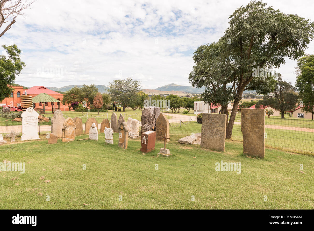 DUNDEE, SUD AFRICA - 21 Marzo 2018: Grave lapidi a Talana Museum, il sito della prima battaglia del Anglo Guerra Boera su 20 Ottobre 1899 Foto Stock