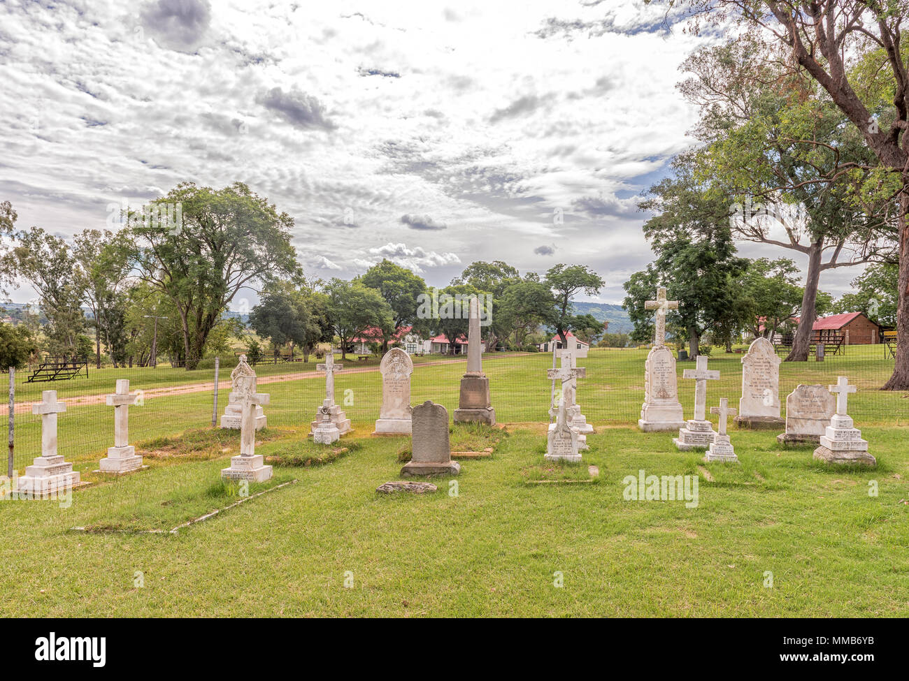 DUNDEE, SUD AFRICA - 21 Marzo 2018: Tombe a Talana Museum, il sito della prima battaglia del Anglo Guerra Boera su 20 Ottobre 1899 Foto Stock