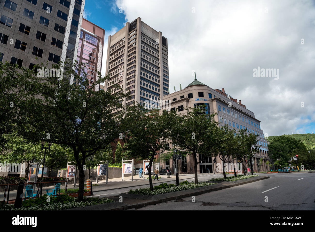 Edifici su Avenue McGill College di Montreal, Canada Foto Stock