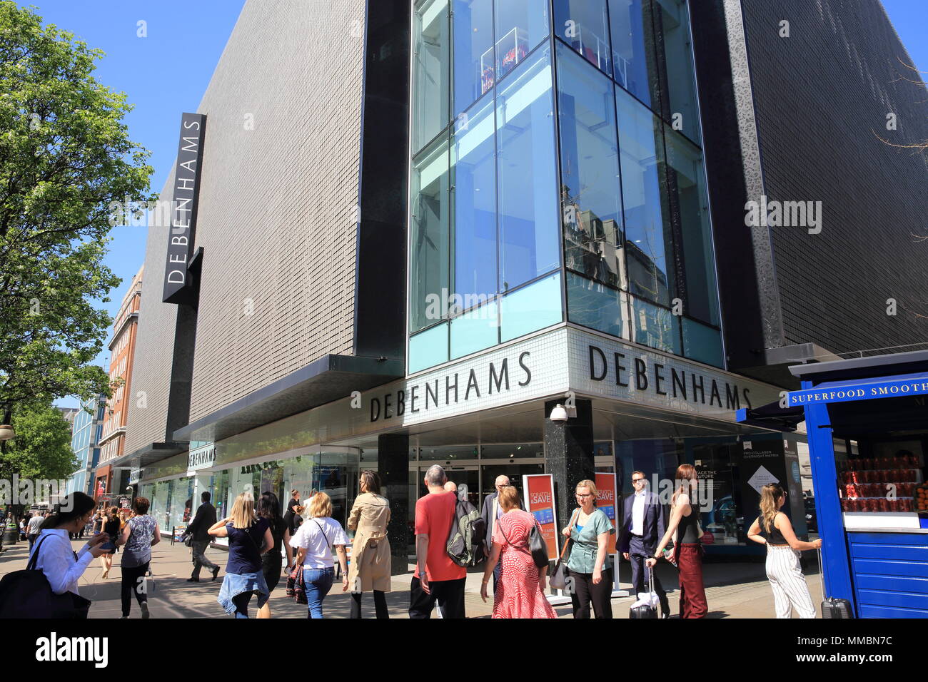 Negozio Debenhams su Oxford Street, nel West End di Londra, Inghilterra, Regno Unito Foto Stock
