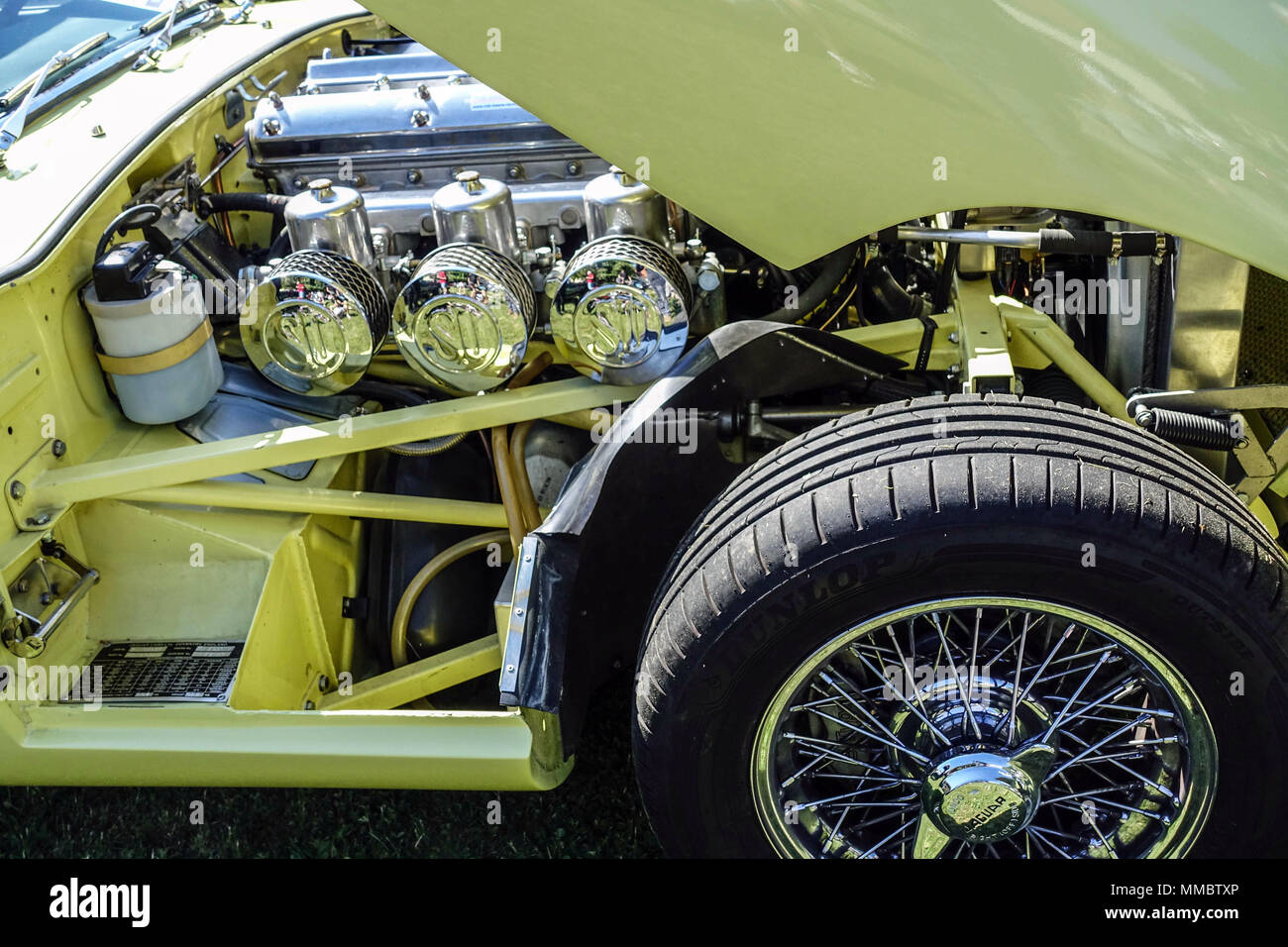 Motore Jaguar e Type 1967, Oldtimer Auto Veteran Old Vehicle Auto Auto Vintage Classic retro Nostalgia Design Foto Stock