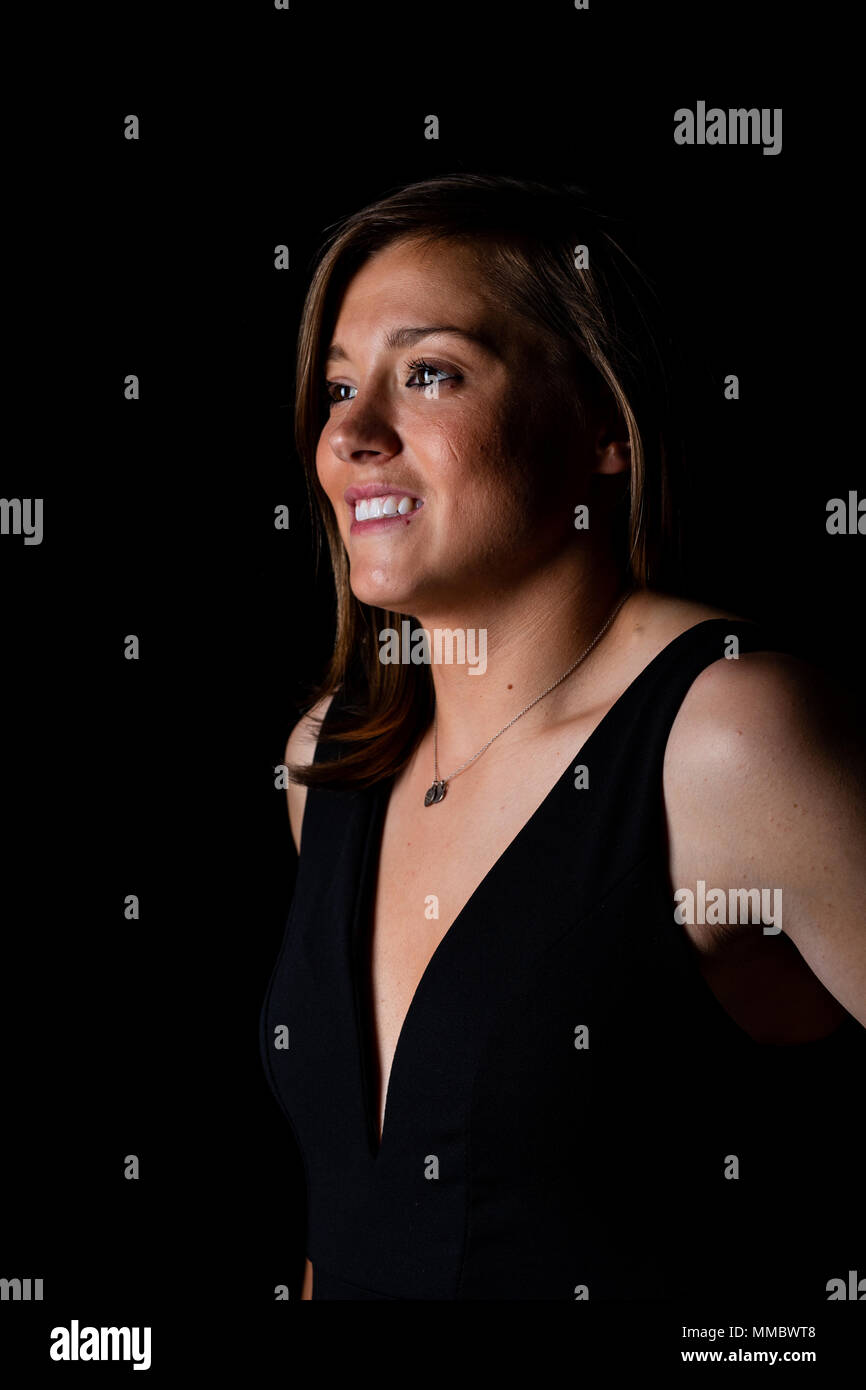 Chelsea Ladies Fran Kirby pone dopo la ricezione del FWA donna Calciatore dell'anno 2018 premi durante la FWA Calciatore dell'anno la cena al Landmark Hotel di Londra. Stampa foto di associazione. Picture Data: giovedì 10 maggio, 2018. Foto di credito dovrebbe leggere: Steven Paston/PA FILO Foto Stock