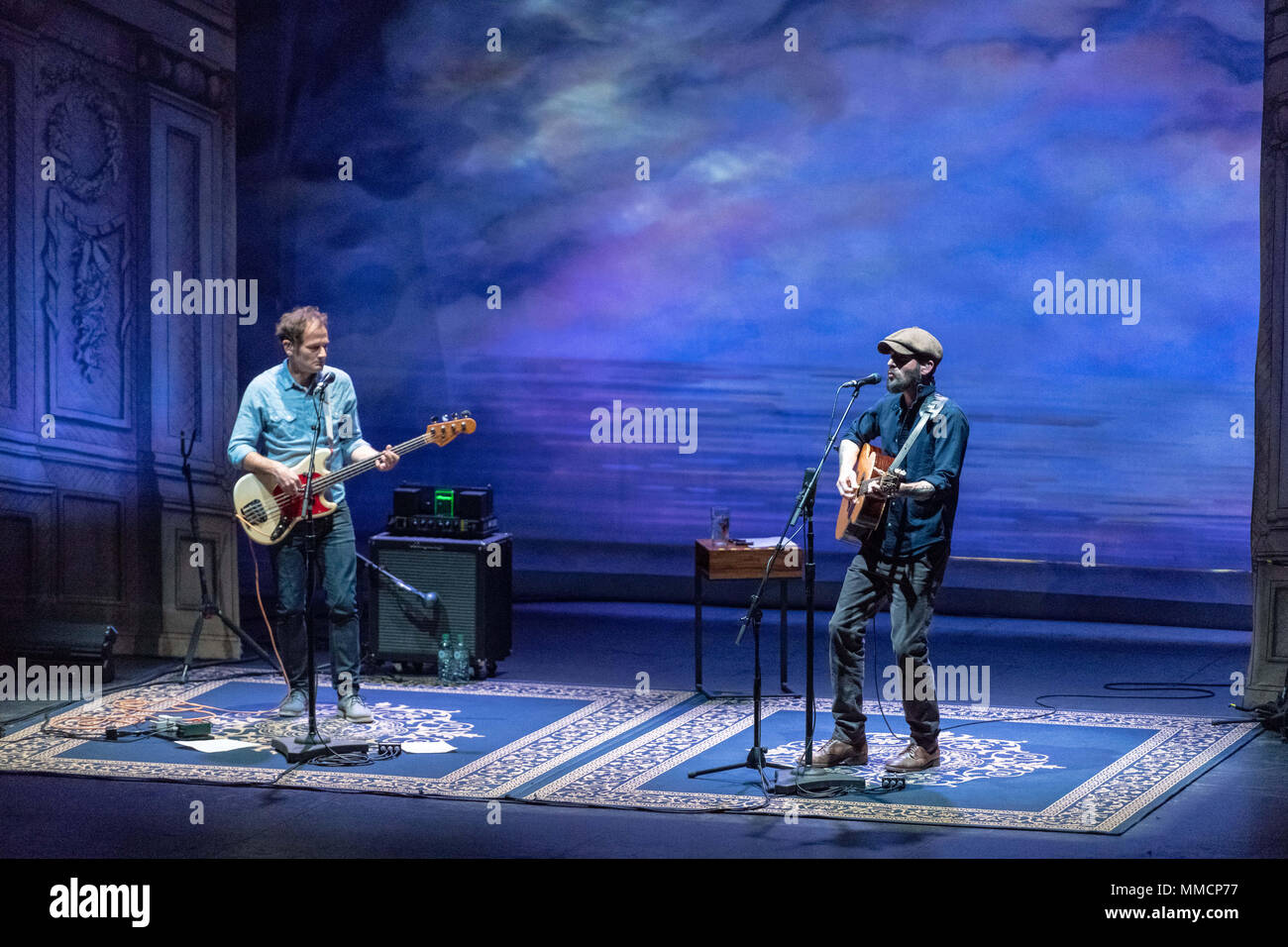 Dublino, Dublino, Irlanda. 9 maggio 2018. Ray LaMontagne si esibisce dal vivo sul palco del Bord Gais teatro di energia a Dublino, in Irlanda il 9 maggio 2018 Credit: Ben Ryan SOPA/images/ZUMA filo/Alamy Live News Foto Stock