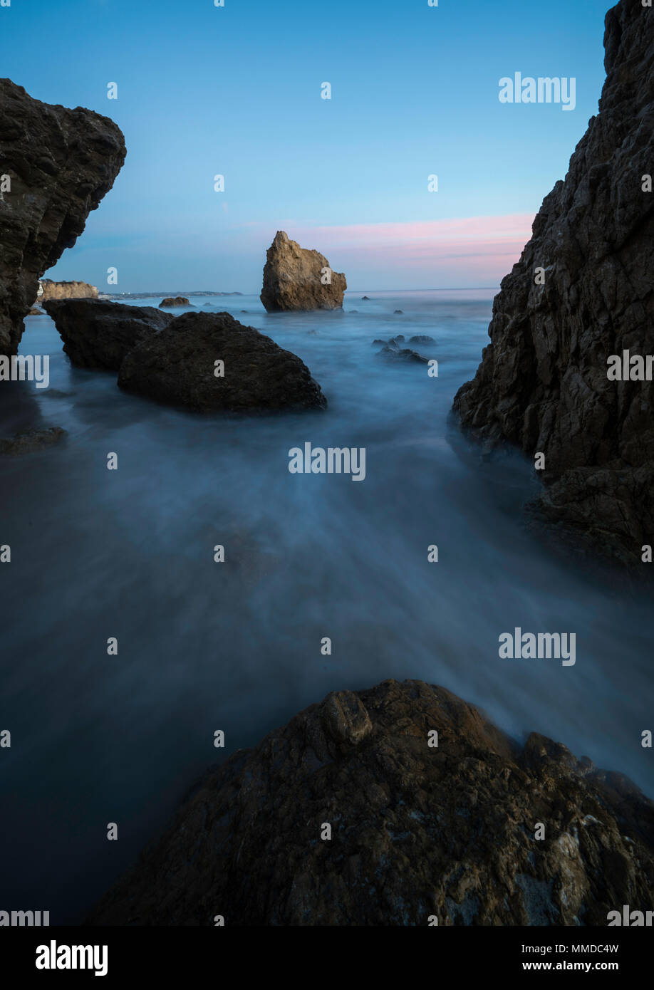 El Matador membro Beach, California, Tramonto, Malibu, seascape, oceano pacifico, spiaggia, paesaggio fotografico Foto Stock