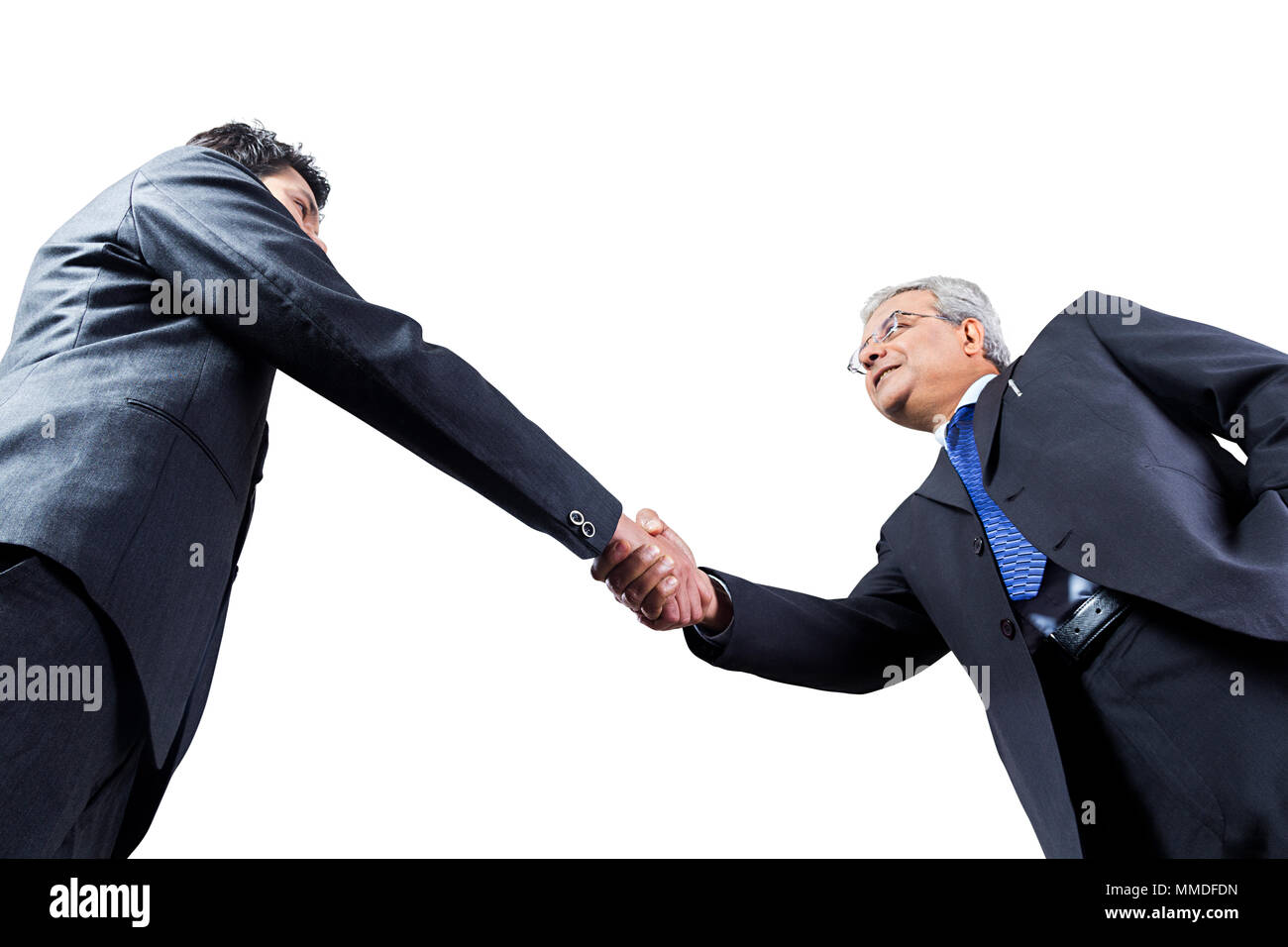 Due imprenditori di successo di handshake, spaccio, saluto & business partner concetti - Foto Stock