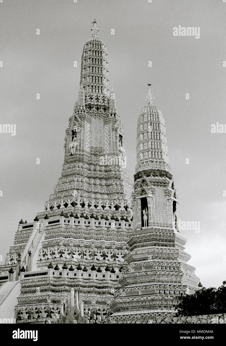Tempio buddista di Tempio di Dawn - Wat Arun tempio a Bangkok Yai Thonburi a Bangkok in Tailandia in Asia del sud-est in Estremo Oriente. Architettura del Buddismo Travel Foto Stock