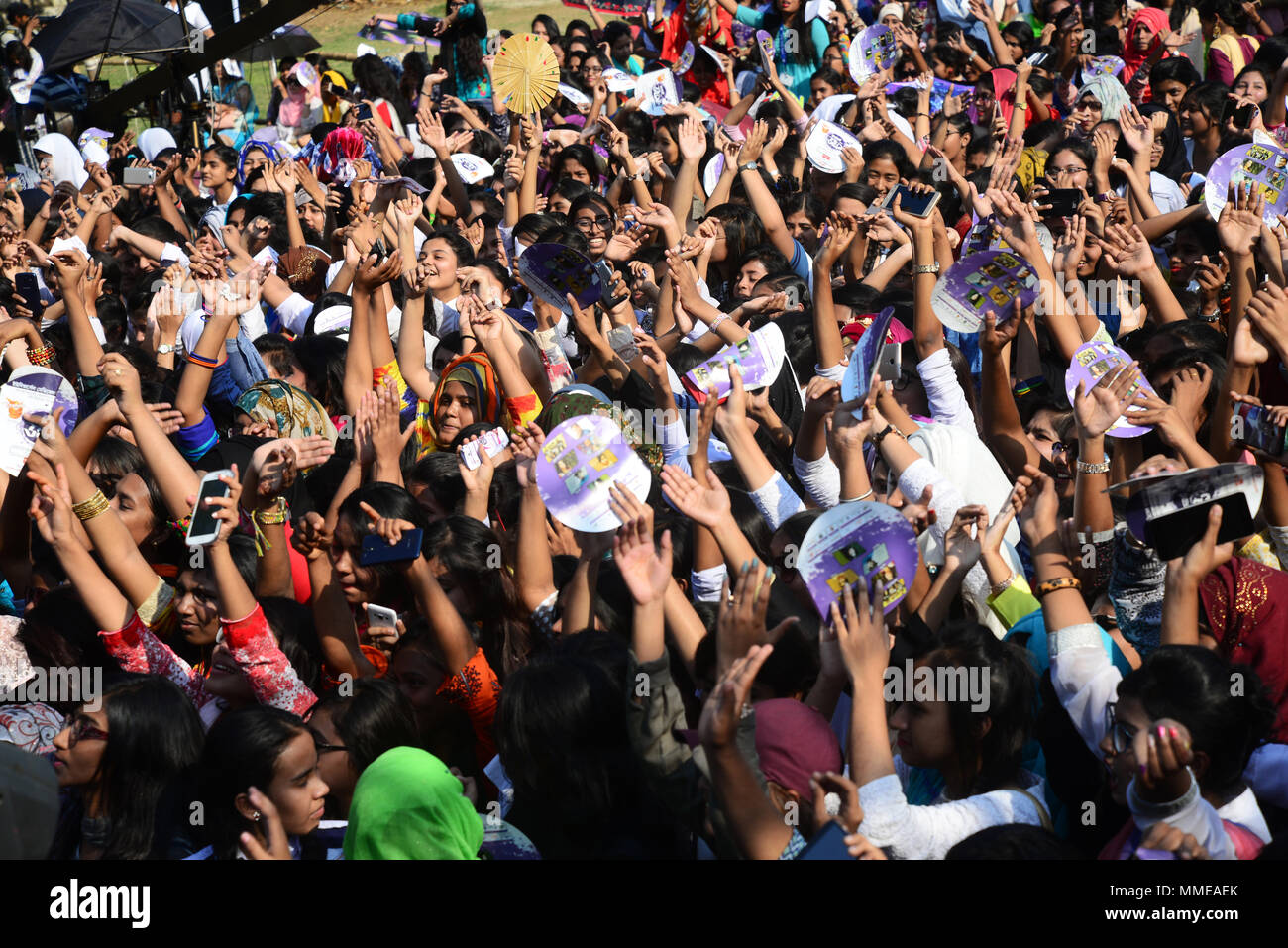 Le donne del Bangladesh godendo il Consart per le donne alla celebrazione internazionale Giornata della donna a Dhanmondi a Dhaka, nel Bangladesh, su 08 Marzo, 2018. Universo Foto Stock