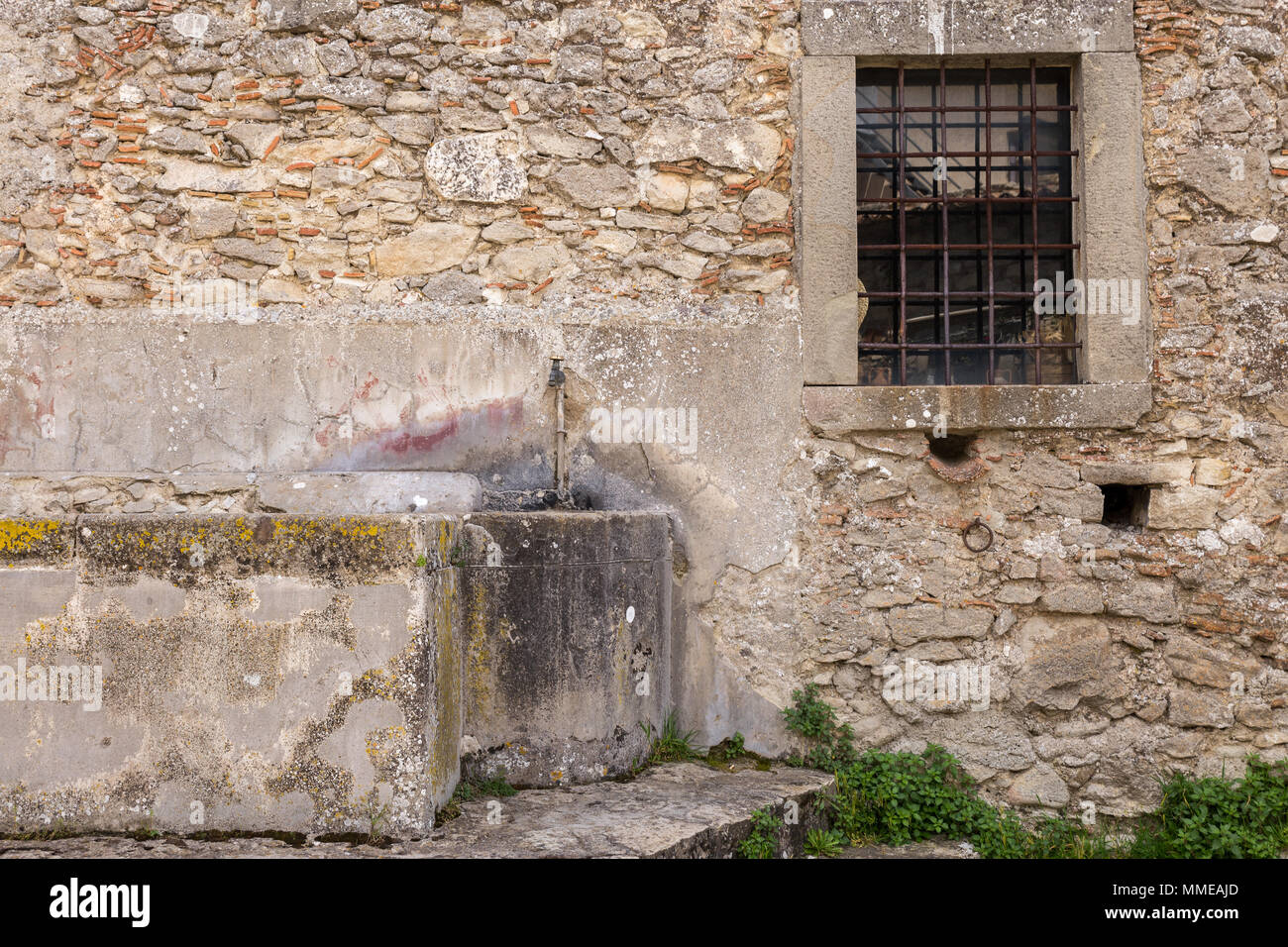 Scorcio di una tipica siciliana di borgo medievale Foto Stock