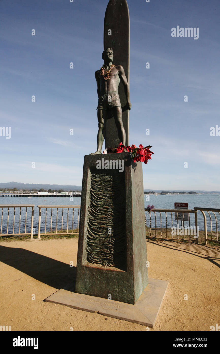 Santa Cruz, in California, 9 Gennaio 2012: Monumento commemorativo per i surfisti Foto Stock