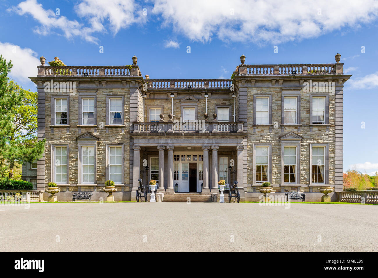 Il Manor House edificio a motivi di Palmerstown House Station wagon in Johnstown, nella contea di Kildare, Irlanda. Periodo irlandese Residence. Foto Stock