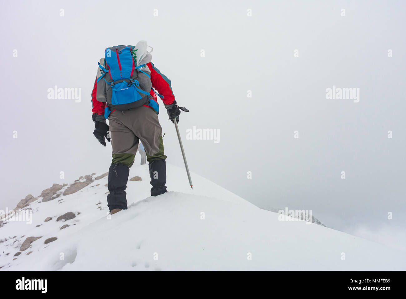Avventura trekking sulla neve, kar macera tirmasini Foto Stock