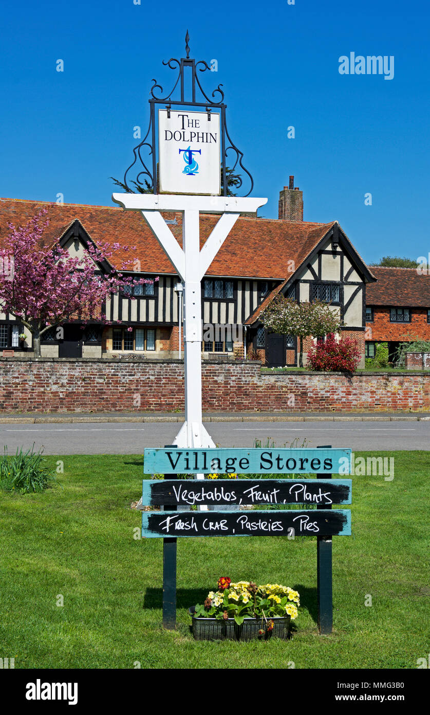Gli ospizi di carità nel villaggio di Thorpeness, Suffolk, Inghilterra, Regno Unito Foto Stock