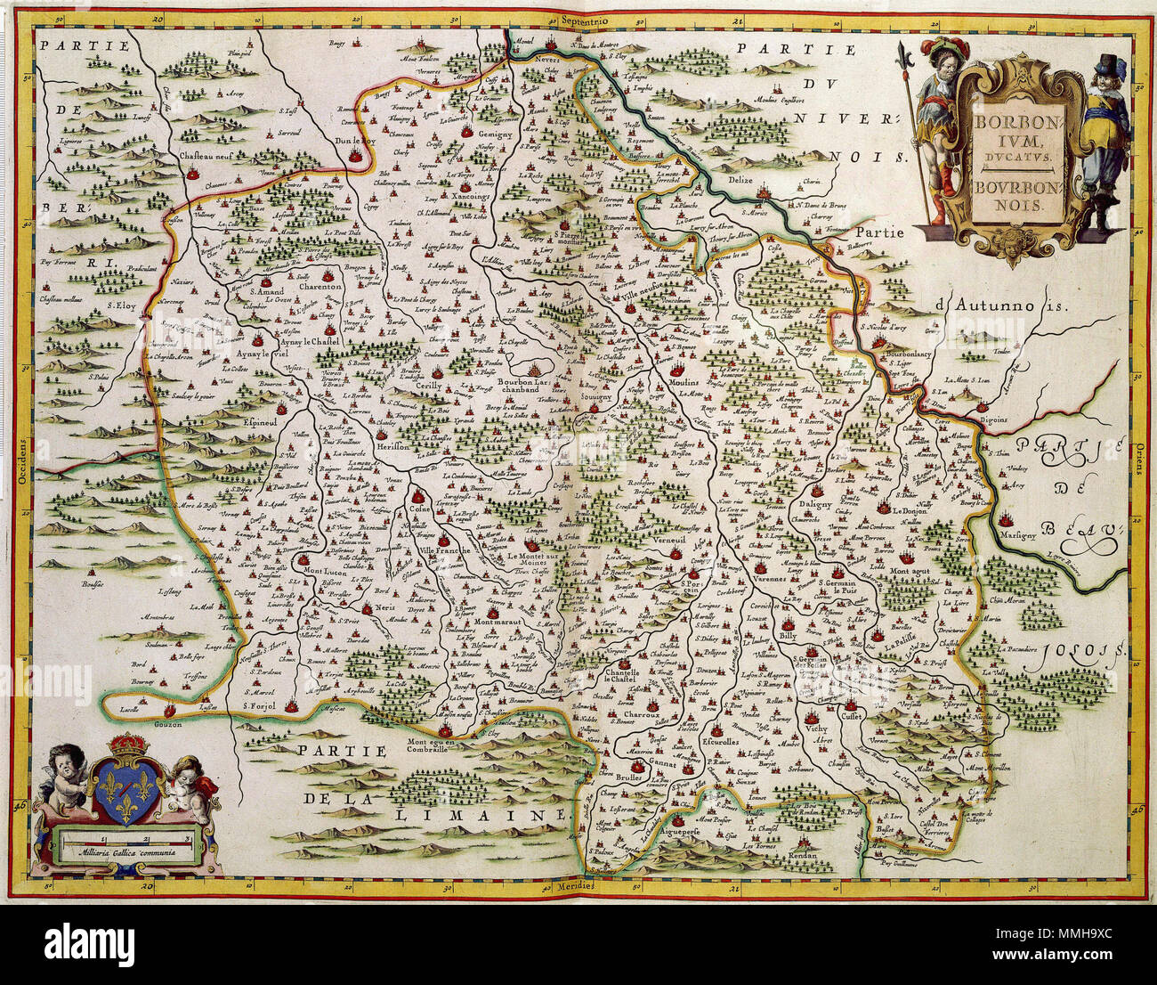 . Nederlands: Deze kaart werd vanaf 1631 porta Willem Jansz. Blaeu (1571-1638) en Joan Blaeu (1598-1673) verspreid. De afbeelding werd gekopieerd naar verschillende atlaskaarten morire nel 1619 door de uitgever Parijse Jean Leclerc (1560-1621/22) in omloop waren gebracht. Inglese: Questa mappa è stata pubblicata dal 1631 da Willem Jansz. Blaeu (1571-1638) e Joan Blaeu (1598-1673). L'immagine è stata copiata da varie carte di atlante pubblicato nel 1619 da Jean Leclerc (1560-1621/22). BORBON- TVM DVCATVS BOURBON- NOIS. 1631. Atlas Van der Hagen-KW1049B12 038-BORBON- TVM DVCATVS BOURBON- NOIS Foto Stock