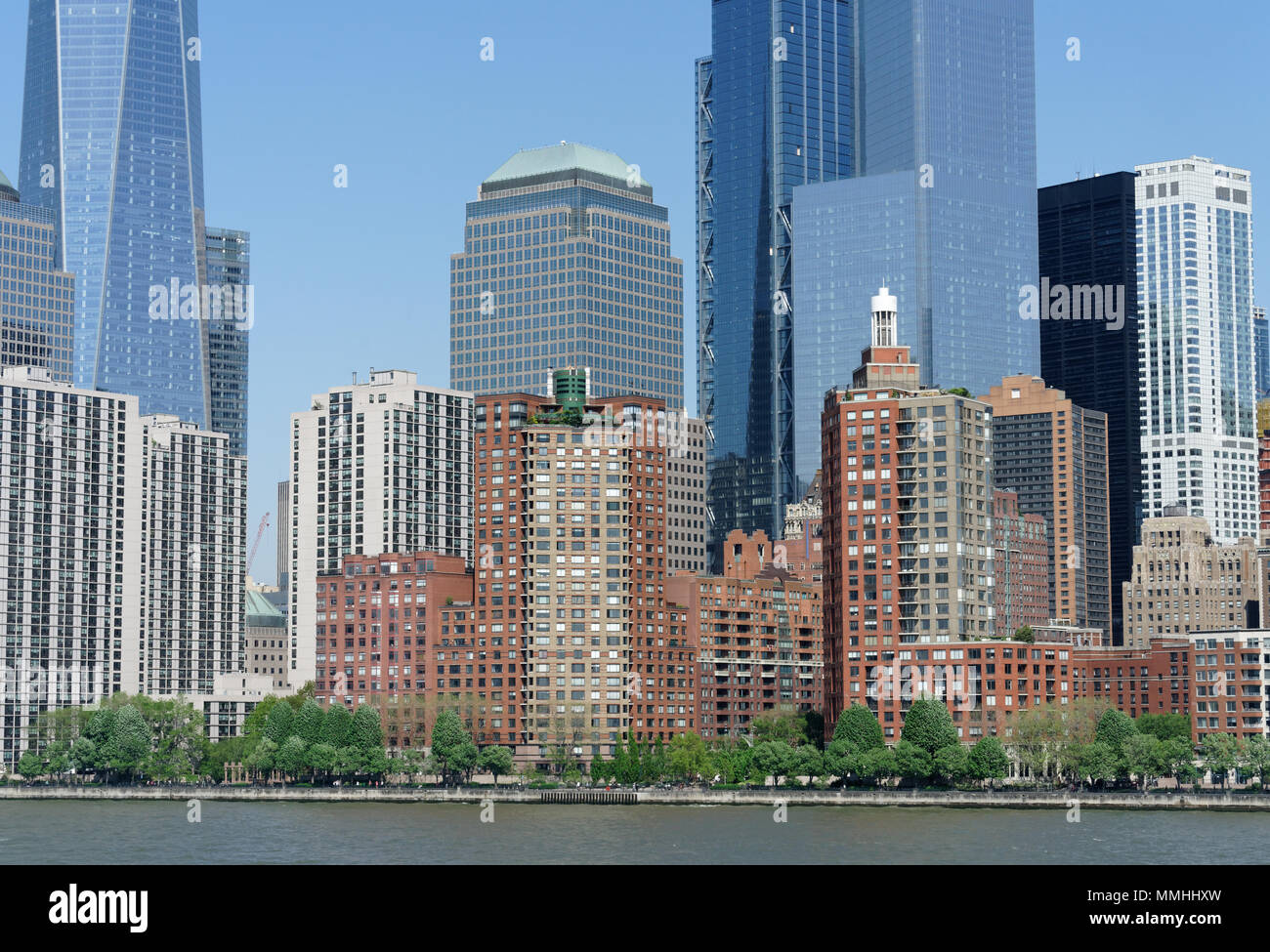 Battery Park City è un 92-acro comunità accanto al sito del World Trade Center a Manhattan's west side. Essa è costruita sulle discariche nel fiume Hudson. Foto Stock