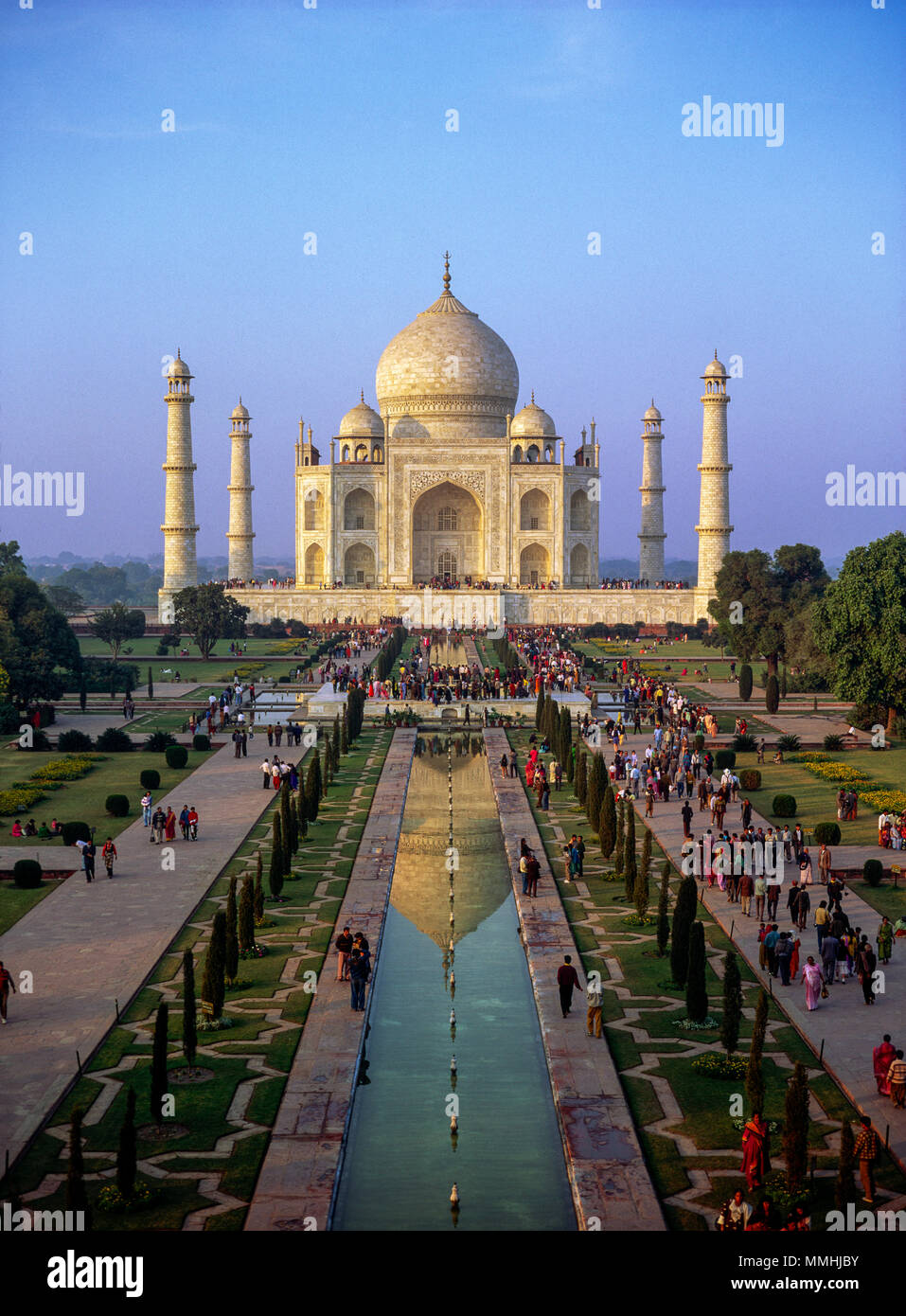 Taj mahal aerial immagini e fotografie stock ad alta risoluzione - Alamy