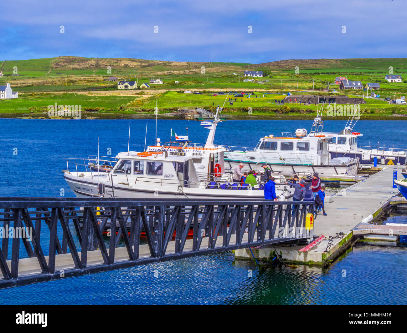 Skellig Michael crociere a Portmagee Harbour Foto Stock