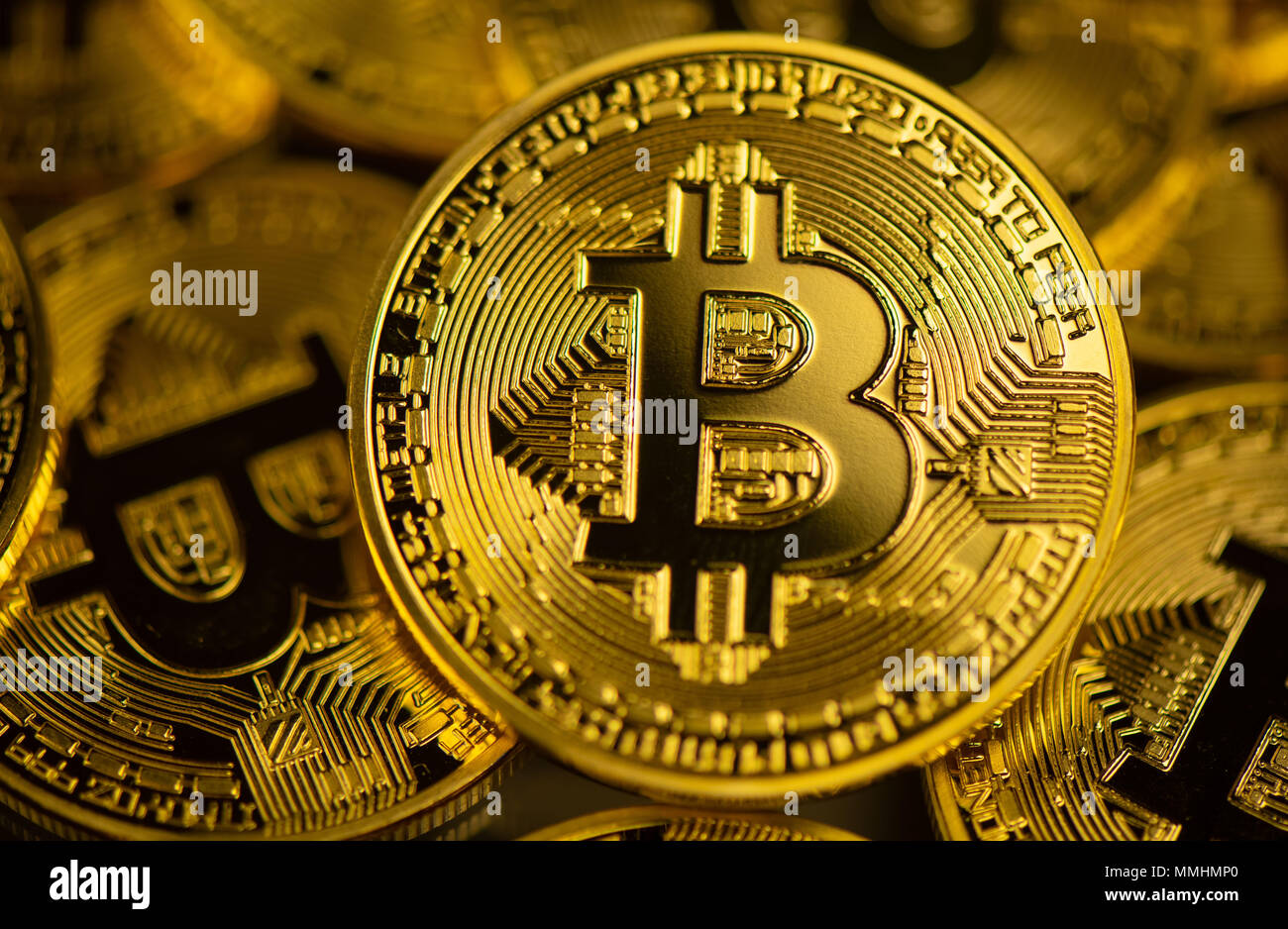 Una rappresentazione visiva del digitale Bitcoin cryptocurrency. Foto Stock