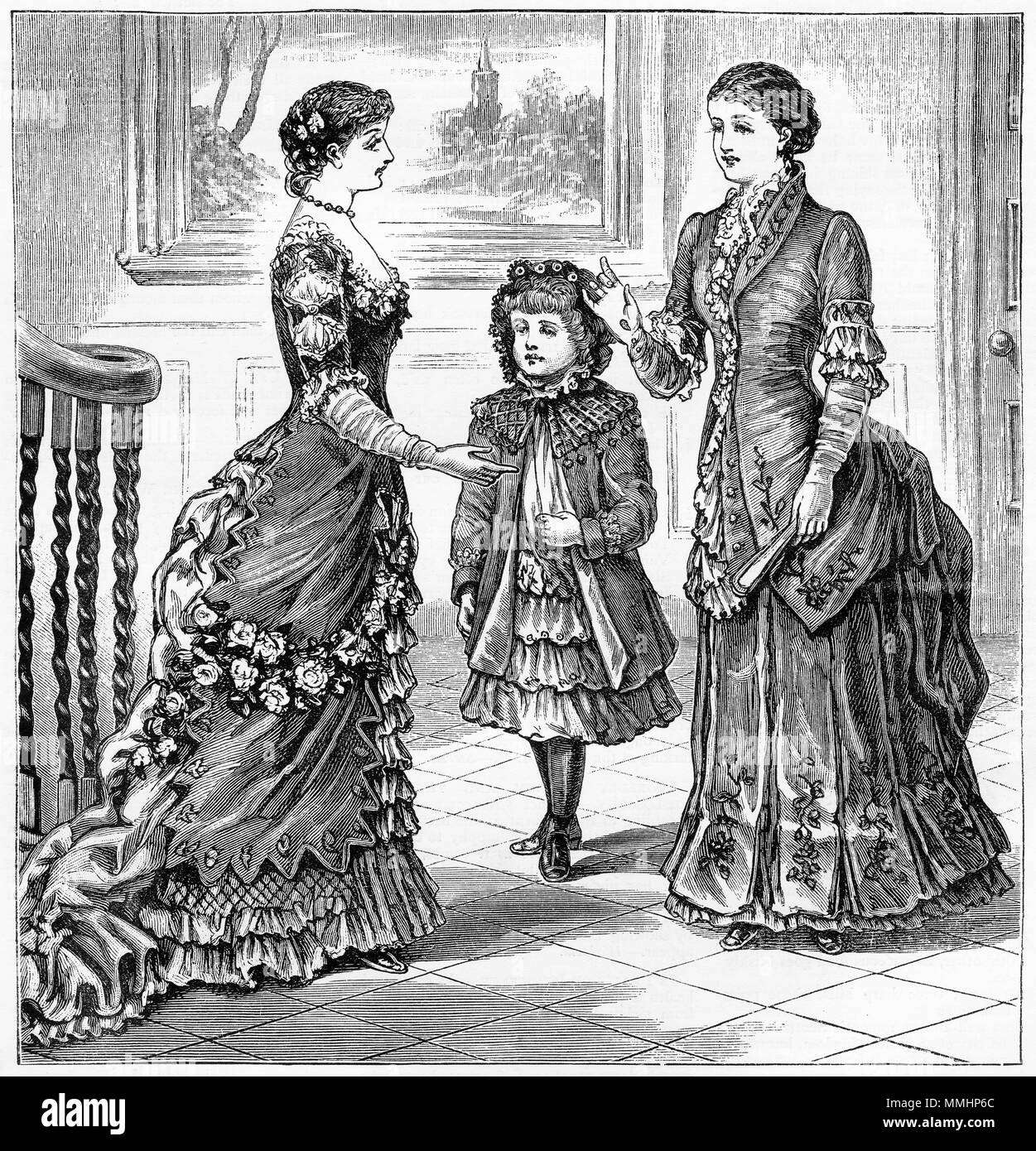 Incisione di giovani donne in moda abiti di sera del giorno. Da un'incisione originale in La ragazza del proprio magazzino carta 1883. Foto Stock