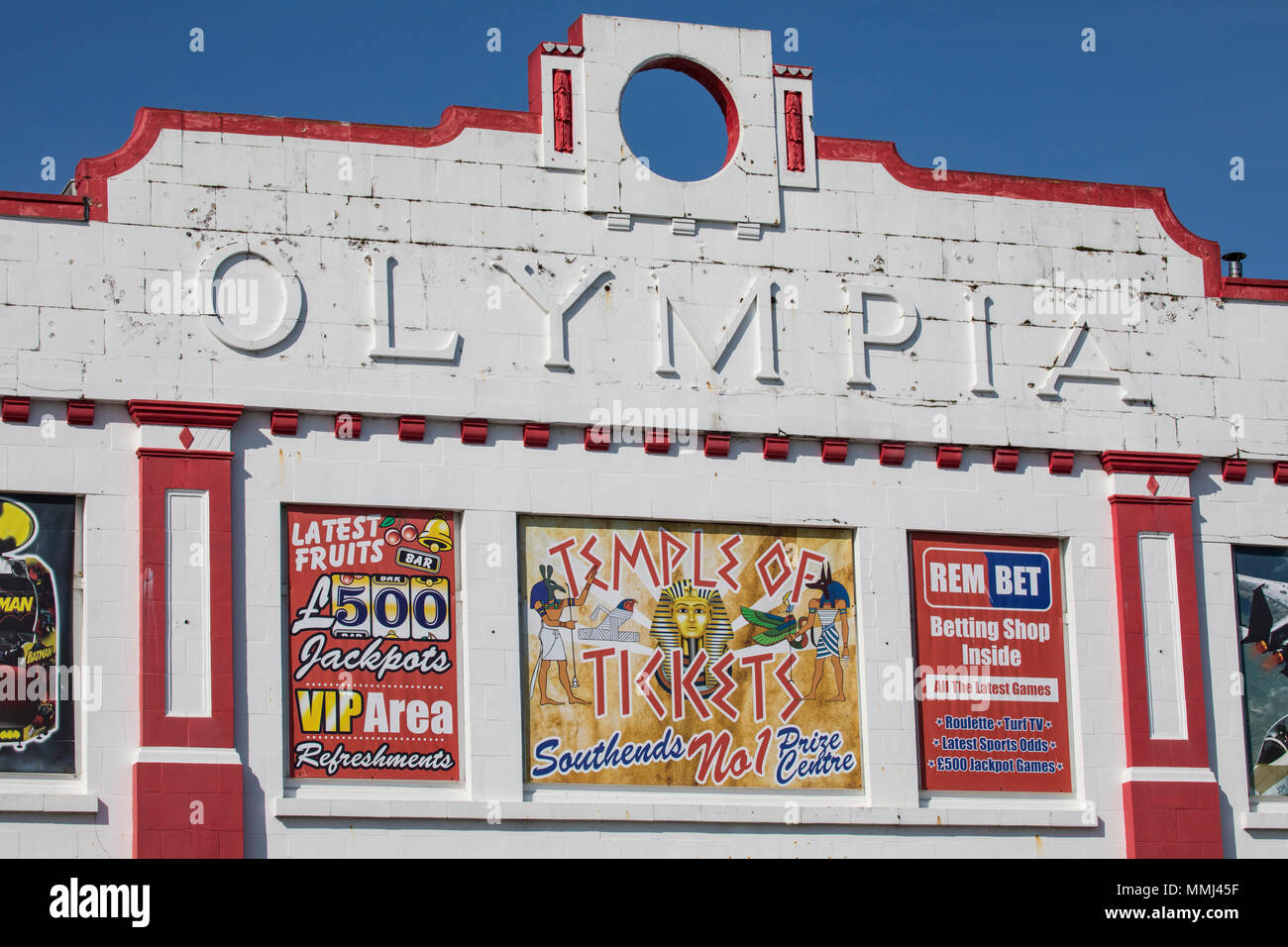 SOUTHEND-ON-SEA - Aprile 18th 2018: Olympia divertimento arcade edificio sul lungomare di Southend nel Southend-on-Sea nell'Essex, Regno Unito, il 18 aprile 2018. Foto Stock