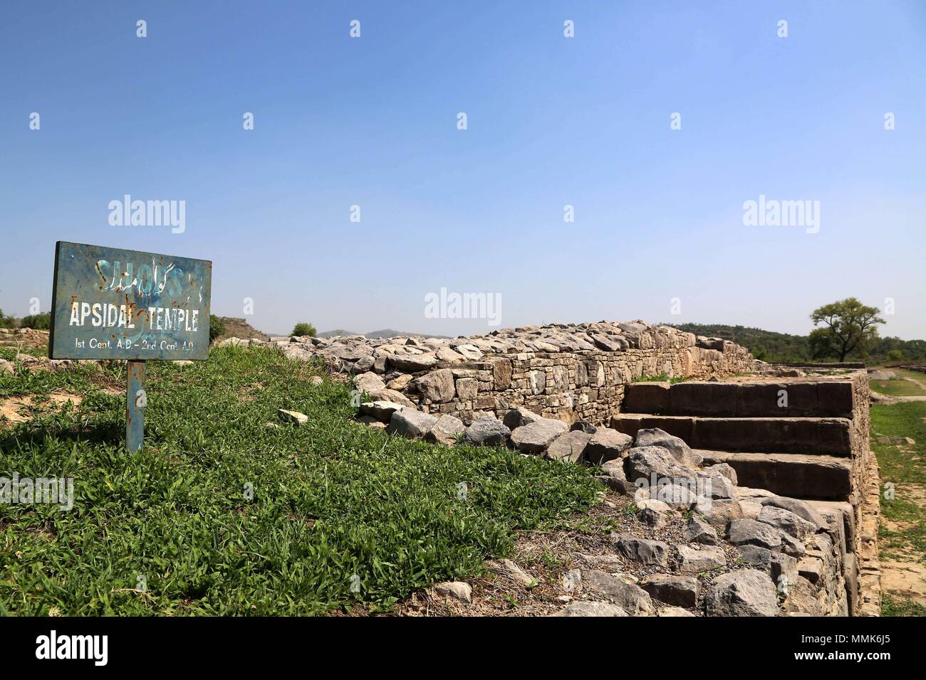 Taxila. Il 10 maggio, 2018. Foto scattata il 10 Maggio 2018 mostra il sito di Sirkap in Taxila, 30 chilometri a nord-ovest del Pakistan la capitale Islamabad. Taxila attrae 800.000 a 1 milioni di turisti ogni anno grazie alla sua affascinante le vestigia archeologiche, storia, arte e architettura. Credito: Ahmad Kamal/Xinhua/Alamy Live News Foto Stock