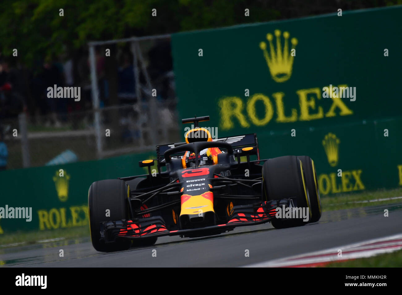 Barcellona, Spagna. Il 12 maggio 2018. Daniel Ricciardo in Australia la guida del (3) Aston Martin Red Bull Racing RB14 TAG Heuer in pista durante le qualifiche per il spagnolo di FORMULA ONE Grand Prix al Circuit de Catalunya il 12 maggio 2018 a Montmelò, Spagna. Credito: CORDON PREMERE/Alamy Live News Foto Stock