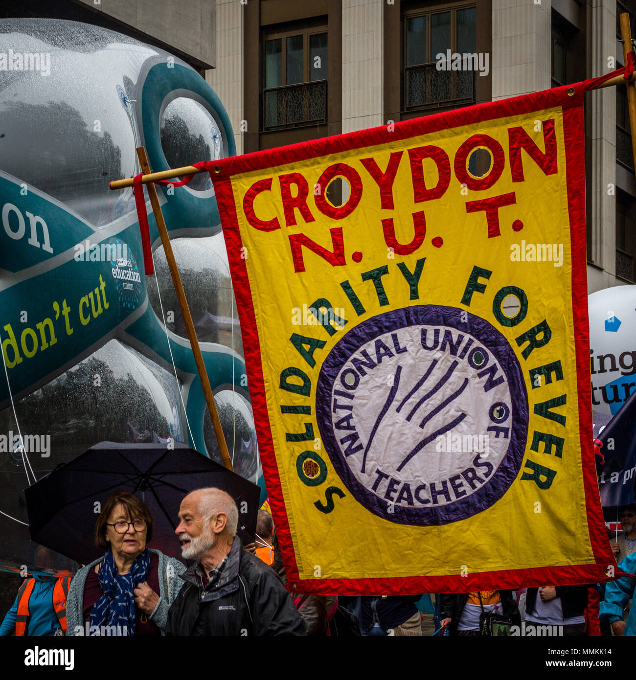 Il 12 maggio 2018. Londra, Regno Unito. TUC rally alla domanda "new deal per i lavoratori e miglioramento dei servizi pubblici. Migliaia di manifestanti hanno marciato da Embankment per Hyde Park, chiedendo maggiore salario minimo, una estremità a zero ore di contratti e di aumentare i fondi per i servizi pubblici essenziali. Foto Stock