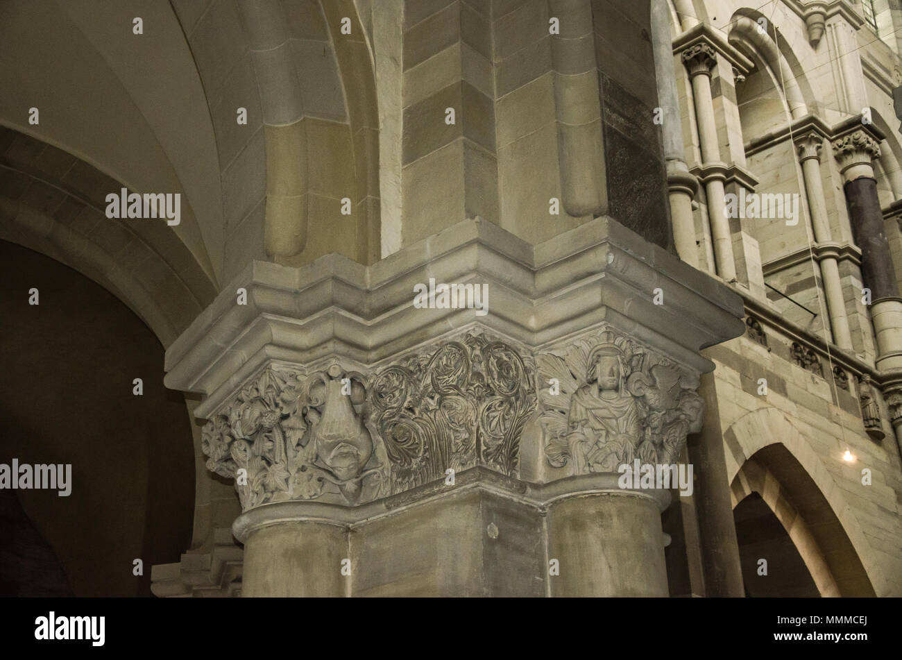 Cattedrale di Magdeburgo, ufficialmente chiamato la cattedrale dei santi Caterina e Maurice, una cattedrale protestante, la più antica cattedrale gotica in Germania. Foto Stock