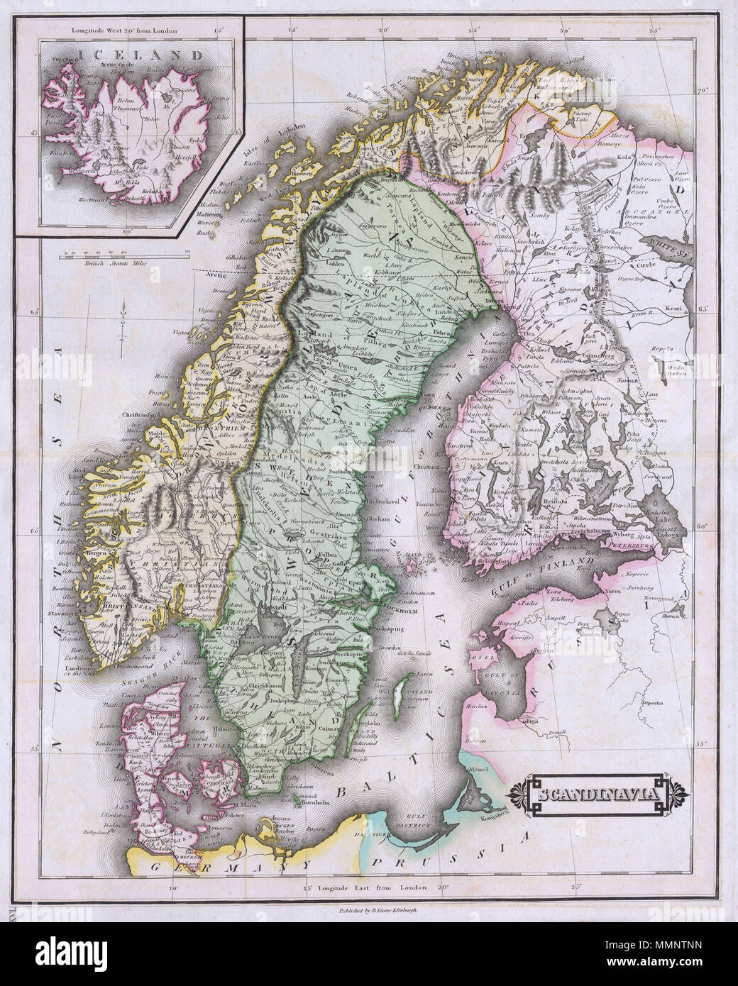. Inglese: questa bella mano mappa colorata della Scandinavia è stato prodotto da Daniel Lizars nel 1840. Mostra tutta la Scandinavia tra cui la Norvegia, Svezia, Finlandia e Danimarca. Inset di Islanda nell'angolo superiore sinistro. Una delle migliori mappe di Scandinavia a comparire nella metà del XIX secolo. Non datato. La Scandinavia. 1840. Questo file è privo di informazioni sull'autore. 7 1840 Lizars Mappa della Scandinavia ( Norvegia, Svezia, Finlandia, Danimarca, Islanda ) - Geographicus - Scandinavia-lizar-1840 Foto Stock