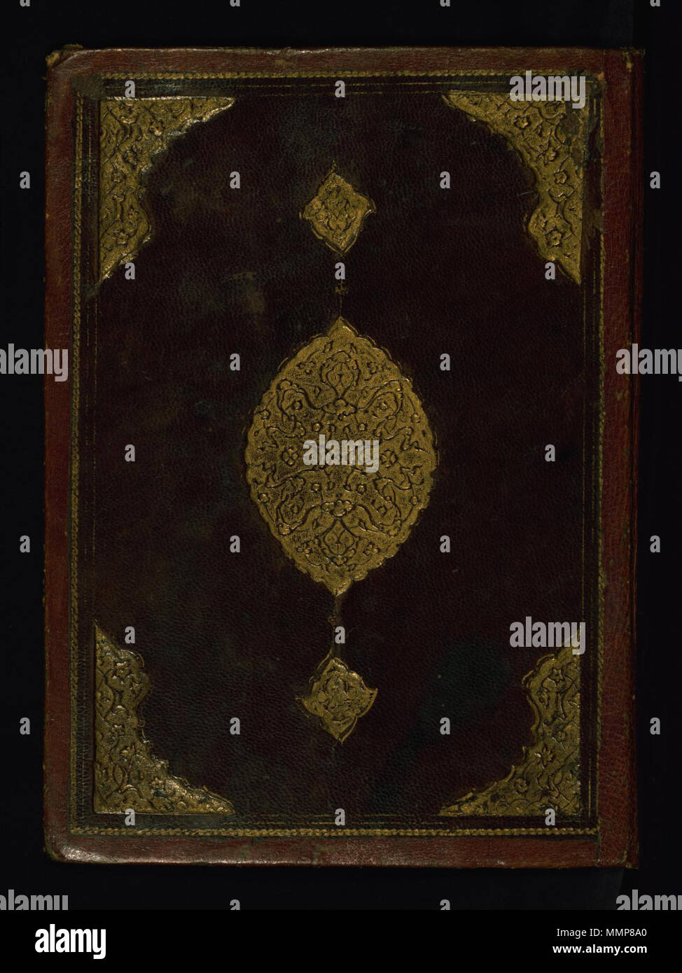 . Inglese: Walters manoscritto W.663 è un Safavid illuminato e la collezione illustrata del Hamse (quintetto), scritto in Çagatay (orientale) turche, composto dalla celebre "Ali ?Neva ir'i (morto 906 AH/ANNUNCIO 1501), e ispirato il Persiano Khamse di Nizami e Amir Khusraw Dihlavi. Questa copia risale al X secolo AH/annuncio del XVI e ha 5 a doppia pagina illustrazioni nei primi Safavid corte stile. Ogni doppia pagina illustrazione introduce le seguenti singole poesie: Kitab-ho heyrat ül-ebrar (Flos. 1b-2a), Kitab-ho Ferhad va Sirin (Flos. 45b-46a), Kitab-ho Mecnun va Leyla (Flos. 108b-109a), Foto Stock