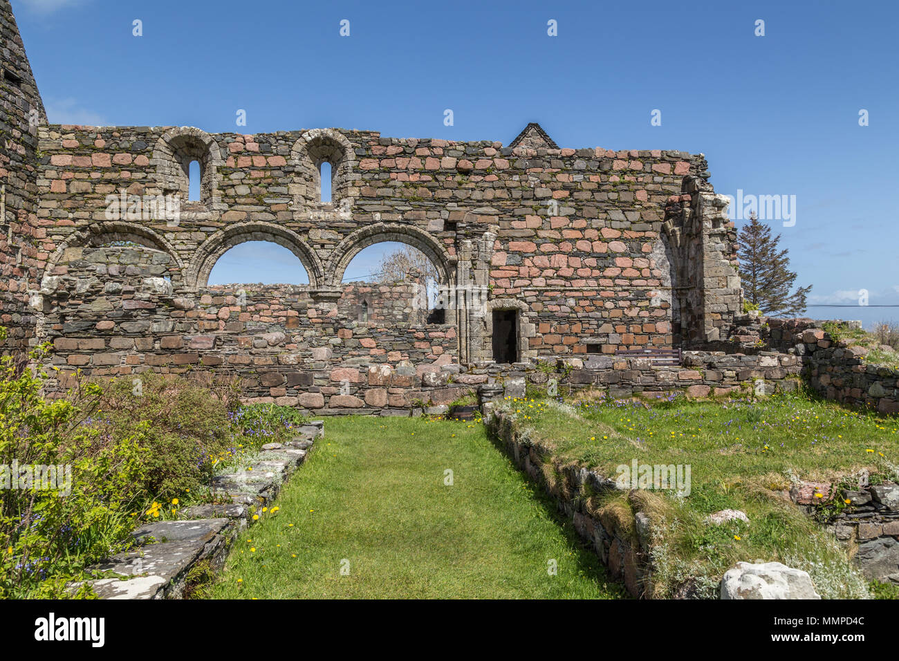 Costruzioni abbandonate del vecchio convento a Iona Abbey sull'Isola di Iona, nelle Ebridi Interne, Argyll and Bute, Scotland, Regno Unito Foto Stock