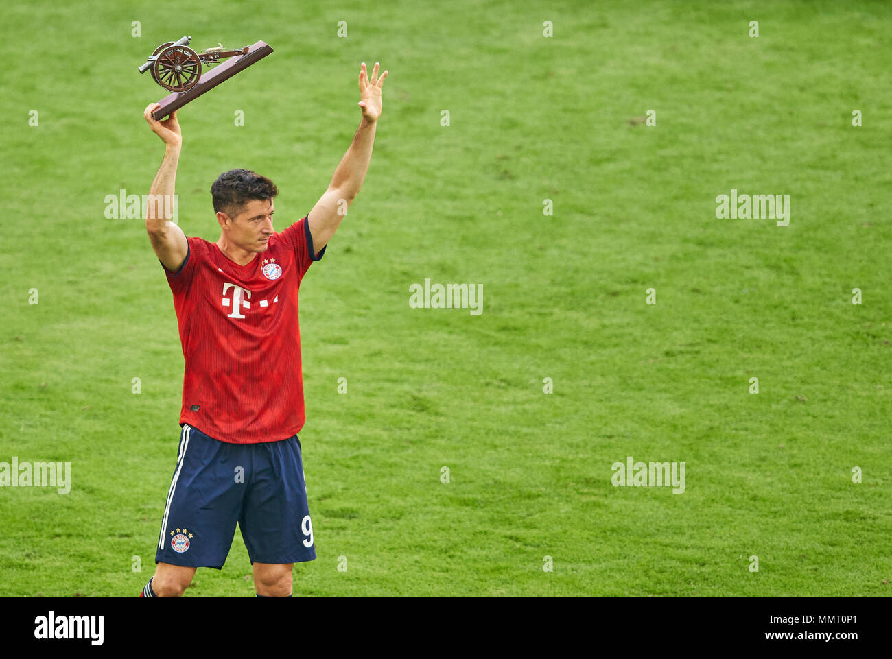 Maglia Home FC Bayern München Robert Lewandowski Maglia Home FC Bayern München Robert Lewandowski
