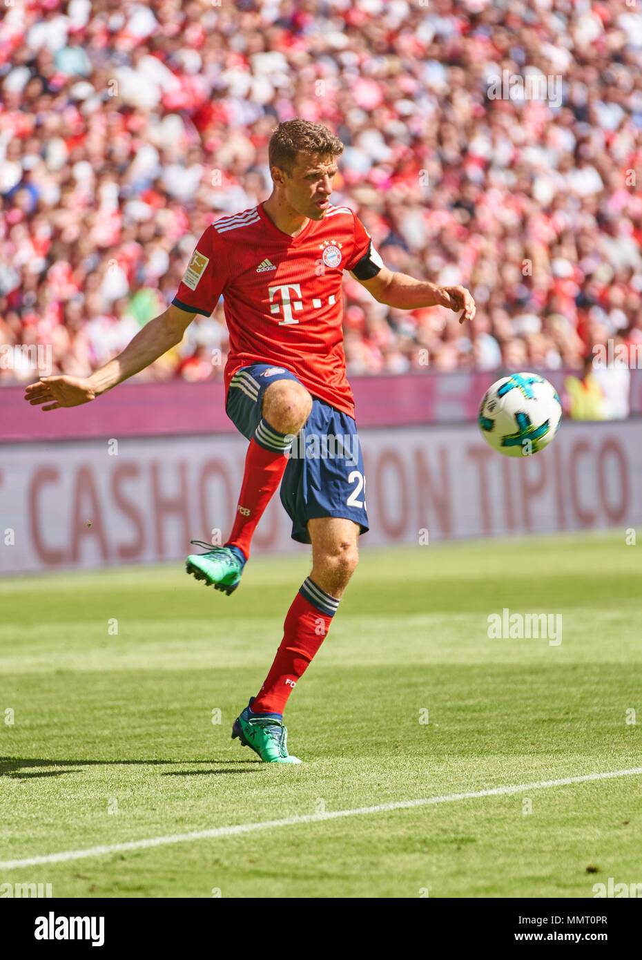Maglia Home FC Bayern München Thomas Müller Maglia Home FC Bayern München Thomas Müller