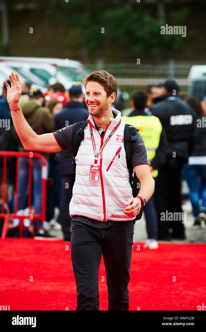 Barcellona, Spagna. Il 13 maggio 2018. Romain Grosjean della Haas F1 Team arriva al circuito durante la gara di Formula Uno al giorno. Credito: Pablo Guillen Alamy News Credito: Pablo Guillen/Alamy Live News Foto Stock