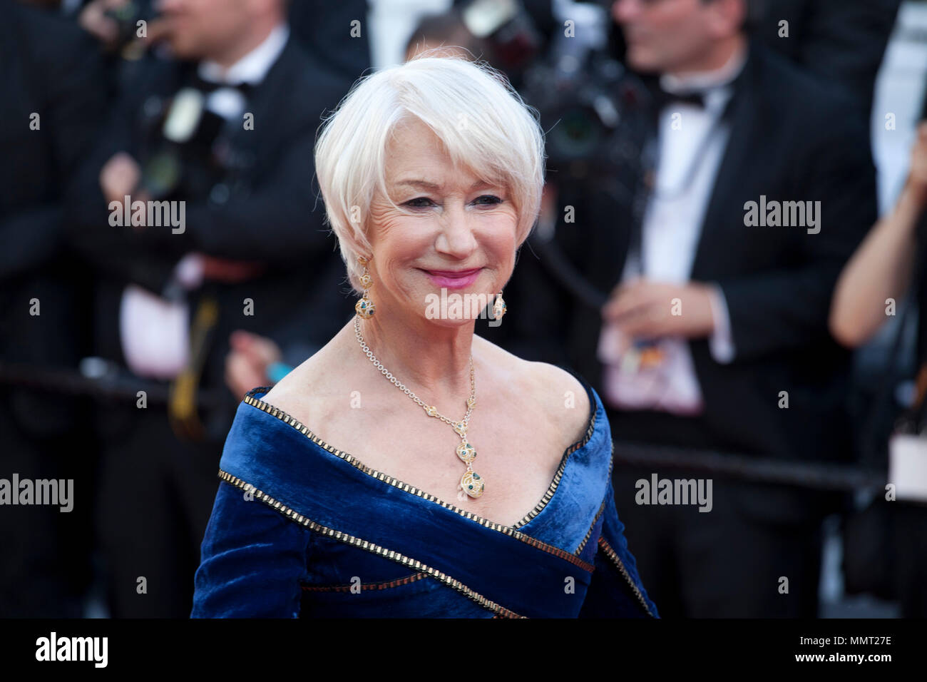 Cannes, Francia. 13 Maggio, 2018. Cannes, Francia. 13 Maggio, 2018. Cannes, Francia. 13 Maggio, 2018. Cannes, Francia. Il 12 maggio 2018. Attrice Helen Mirren le ragazze del Sole (Les Filles du Soleil) screening di gala presso la settantunesima Cannes Film Festival, sabato 12 maggio 2018, Cannes, Francia. Photo credit: Doreen Kennedy Credit: Doreen Kennedy/Alamy Live News Credito: Doreen Kennedy/Alamy Live News Credito: Doreen Kennedy/Alamy Live News Foto Stock