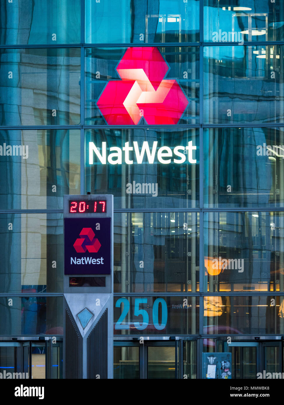 NatWest HQ Londra - Natwest Headquarters Londra a 250 Bishopsgate vicino Spitalfields nella città di Londra. L'edificio era in precedenza di marca RBS. Foto Stock