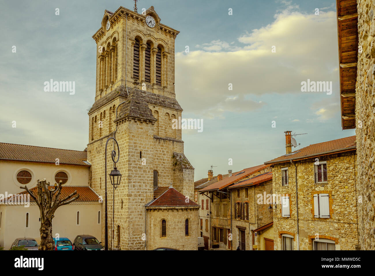 Saint-Nazaire-en-Royans una piccola cittadina francese nel Auvergne-Rhône-Alpes regione Frence Viaggi Foto Stock