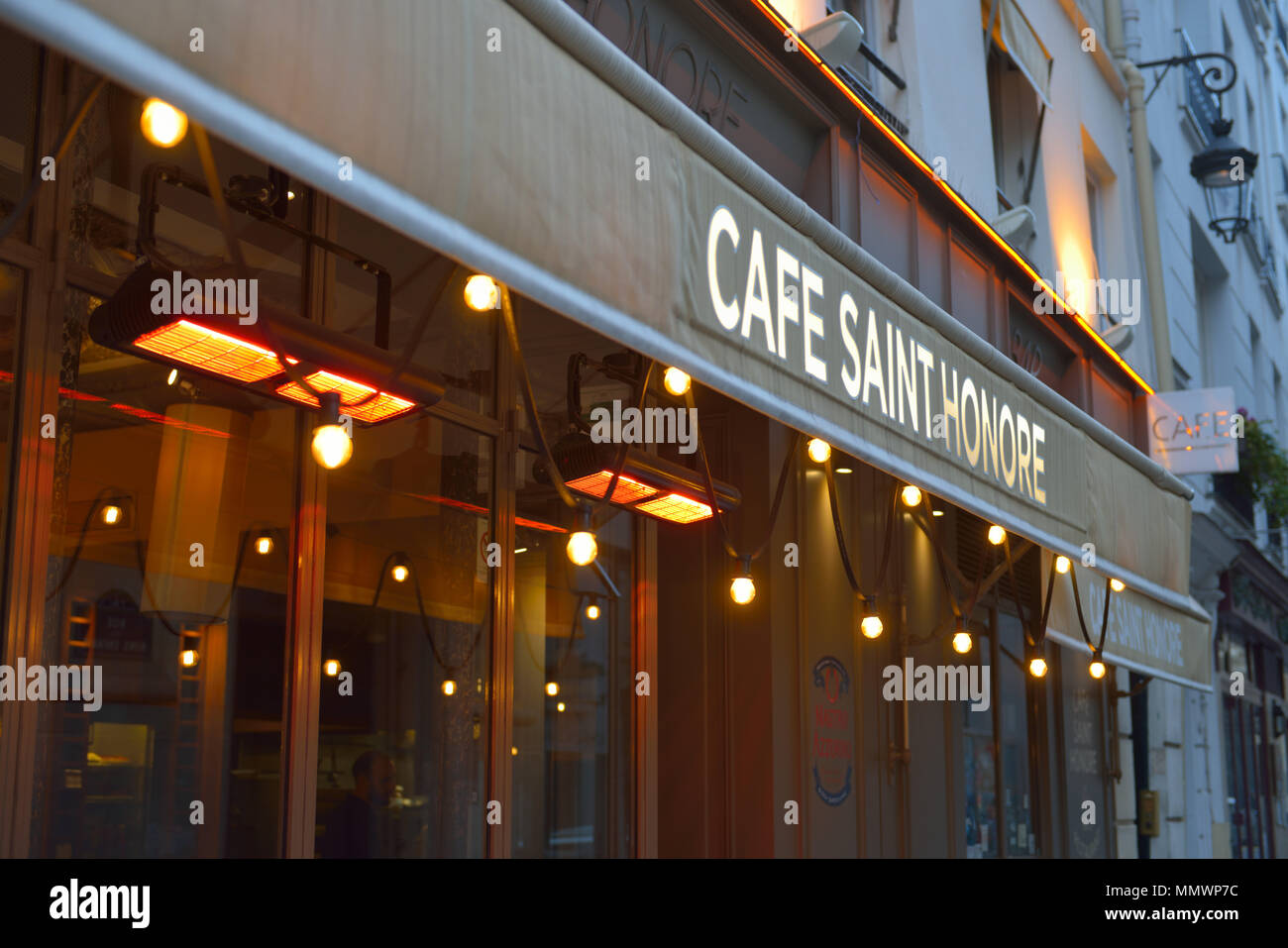 Il Cafe Saint Honore, Parigi FR Foto Stock