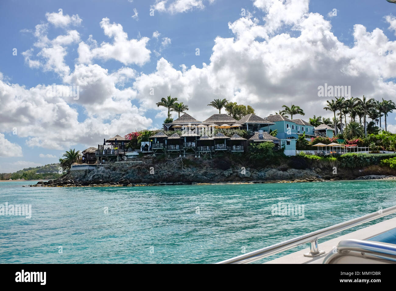 Antigua Piccole Antille isole dei Caraibi West Indies - lusso esclusivo costa case e alberghi Foto Stock