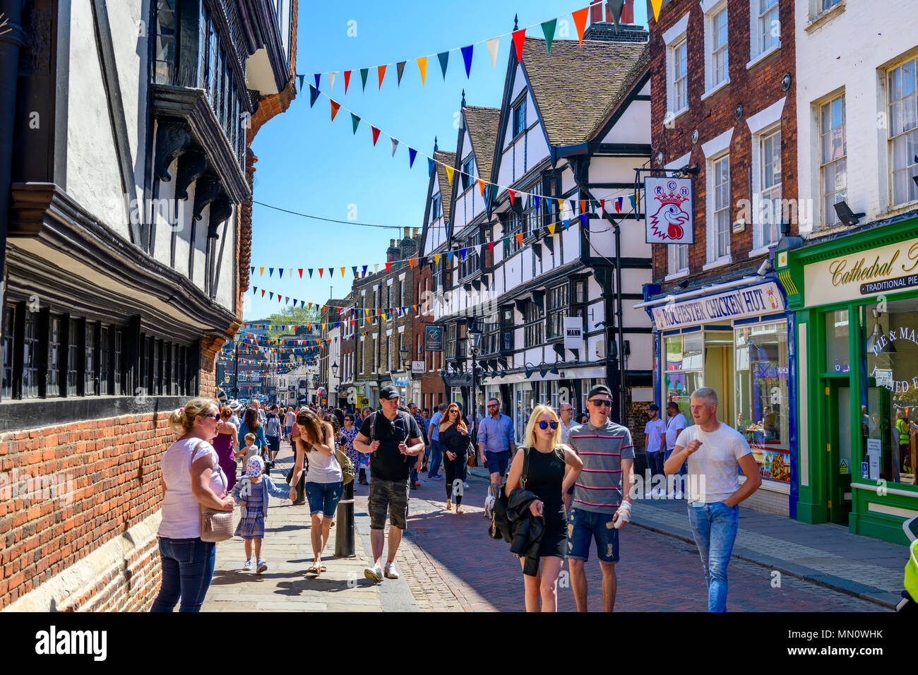 Una folla di persone presso il Rochester spazza festival Foto Stock