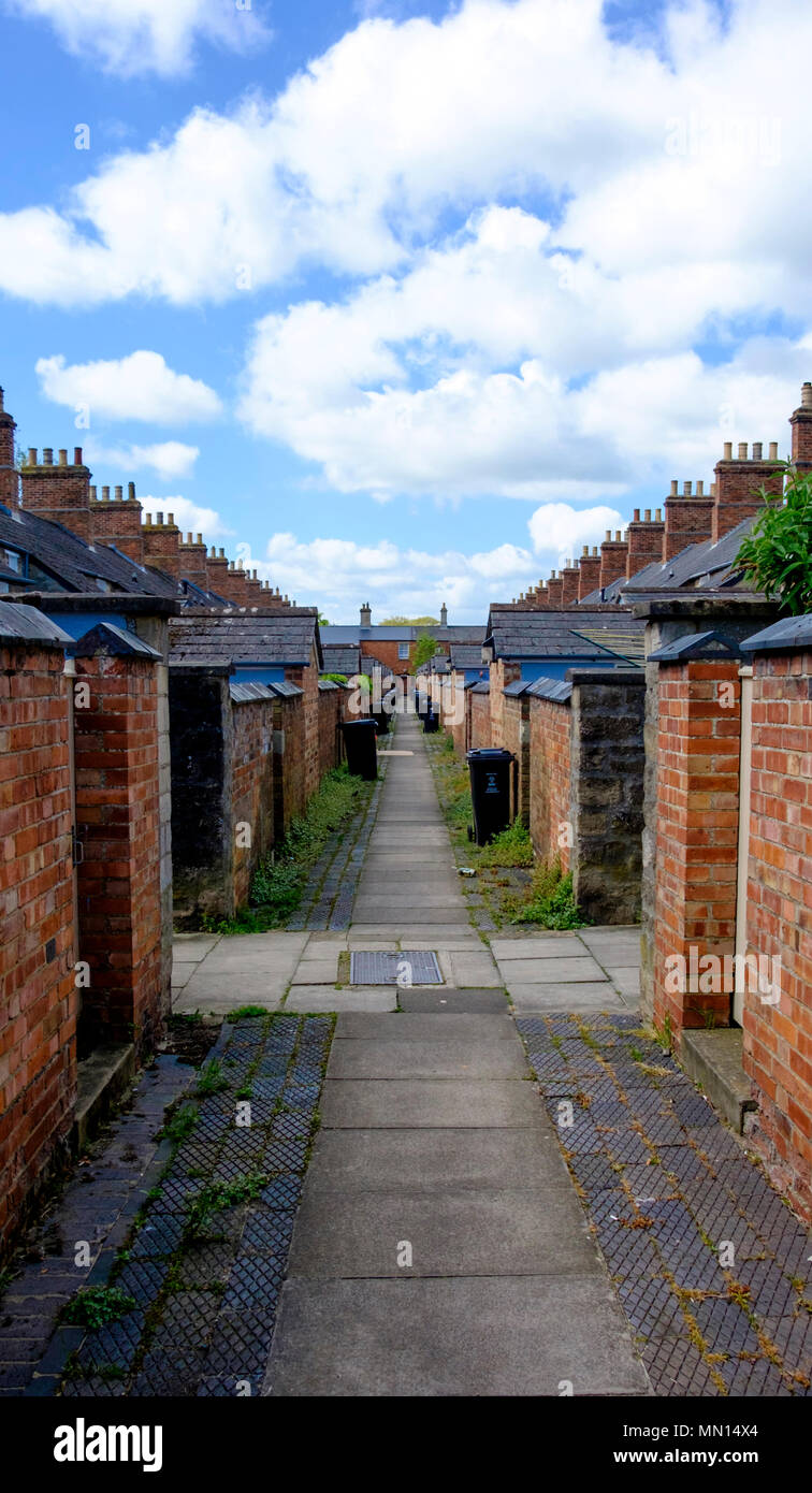 Intorno a Swindon una grande città nel Wiltshire con legami storici esistenti per l'industria ferroviaria, i lavoratori del settore ferroviario cottages off Faringdon rd. Foto Stock