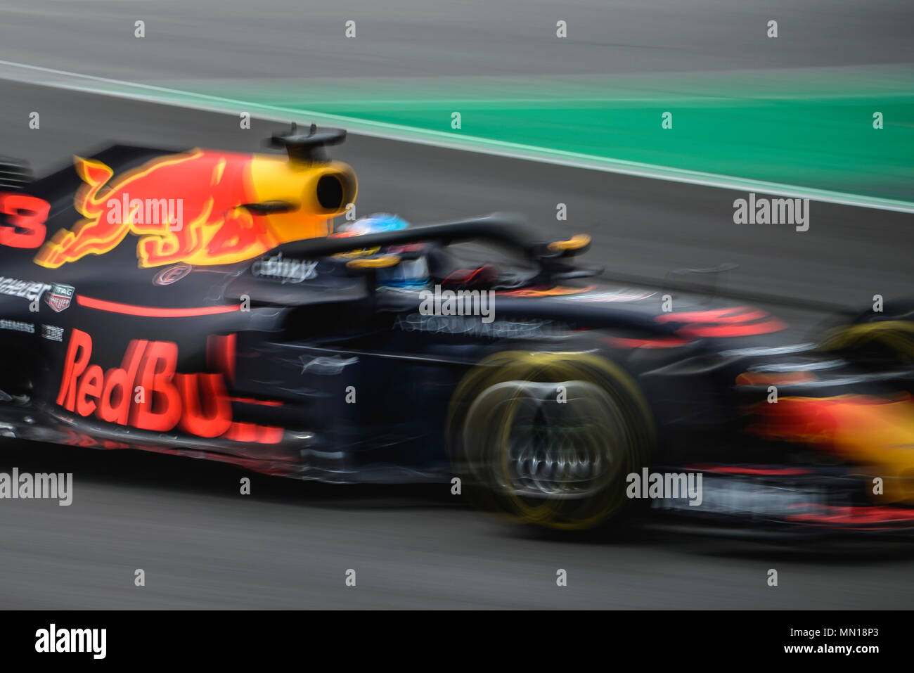 Barcellona, Spagna. 13 Maggio 2018: Kevin Magnussen (DAN) aziona durante il GP di Spagna presso il Circuito de Barcelona - Catalunya con la sua Red Bull RB14 Credito: Matthias Oesterle/Alamy Live News Foto Stock